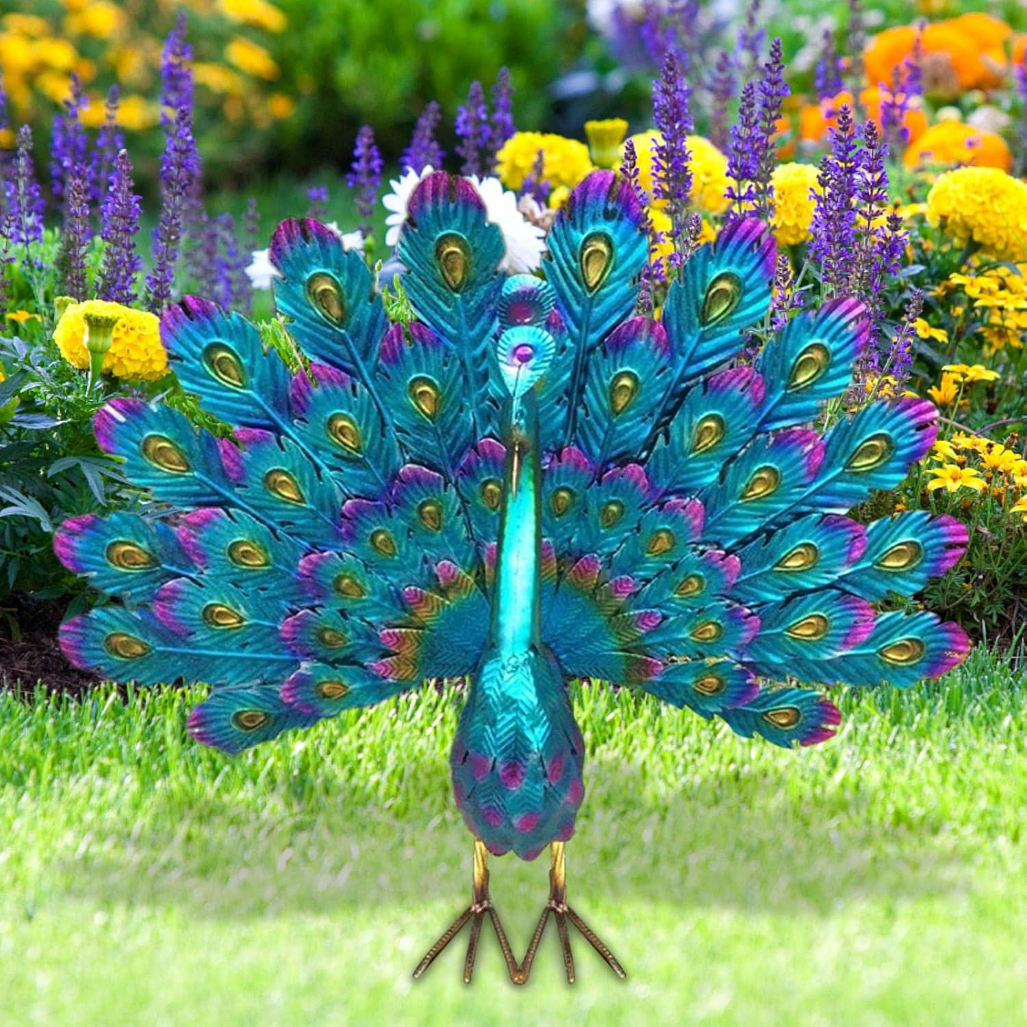 Metal Peacock Garden Decoration Weatherproof Outdoor Figurine